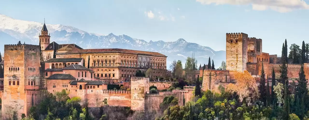 Granada: Nihai Balayı Destinasyonu